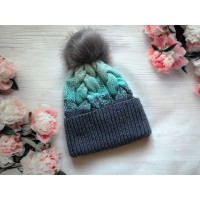 Turkusowy Gradient z Pomponem